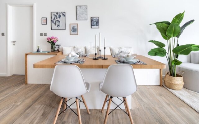 Scandinavian Living in This Modern 2BR in Jlt!