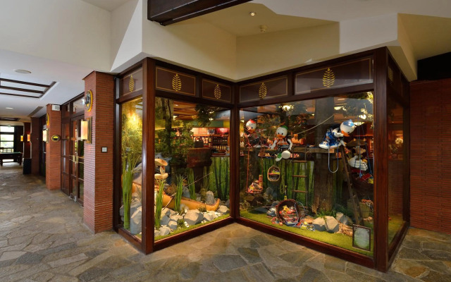 Disney Sequoia Lodge