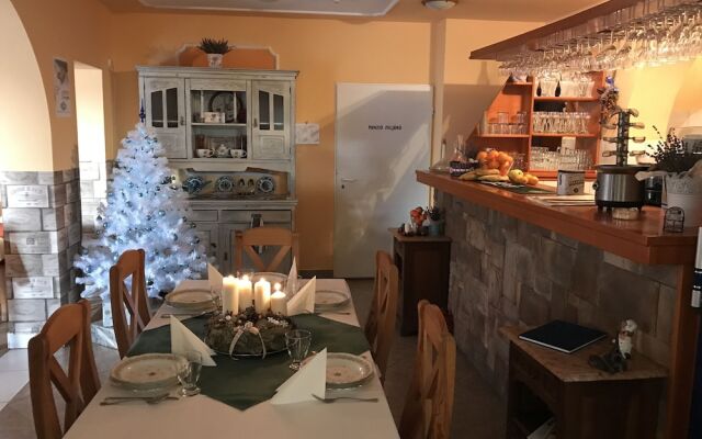 Petit Bistro Panzió
