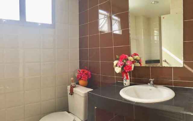 Siri Service Apartment