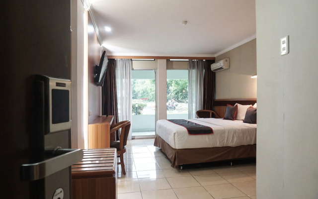 Collection O 92122 Series Hotel Serpong