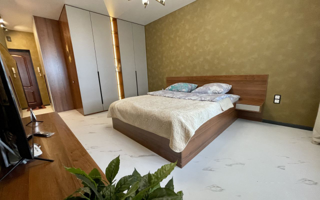 Apartamenty na Dal'nevostochnoj 104