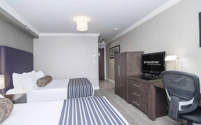 Sandman Hotel & Suites Calgary South