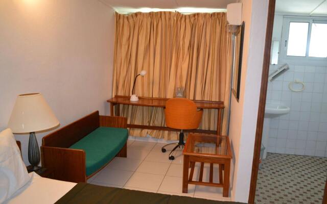 Hôtel Restaurant L'Aquarius Marina 2000 Douala