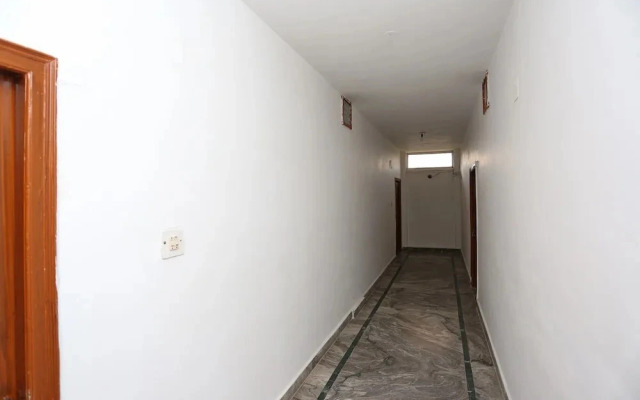 Hotel Green House by OYO