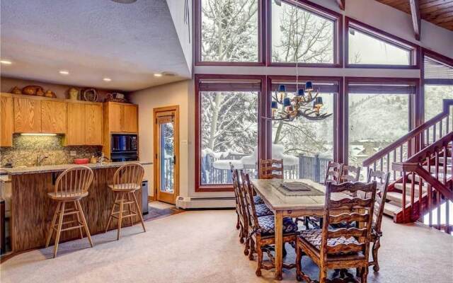 Pinnacle #1484 4 Bedroom Townhouse