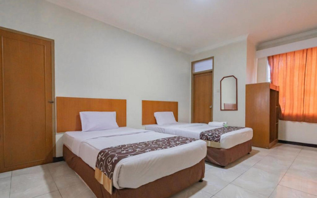 Puspa Sari Hotel – Guest Rooms – Ciater