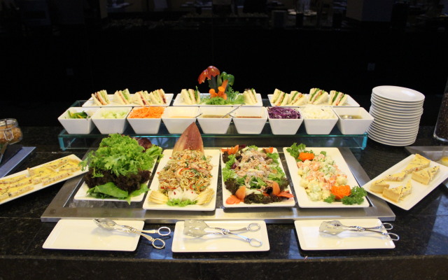 Melia Danang Beach Resort