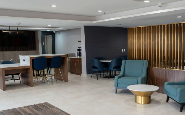 La Quinta Inn & Suites by Wyndham Dallas Mesquite