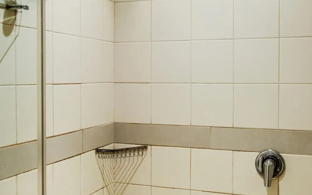 Escape to Exquisite Ellesmere 401