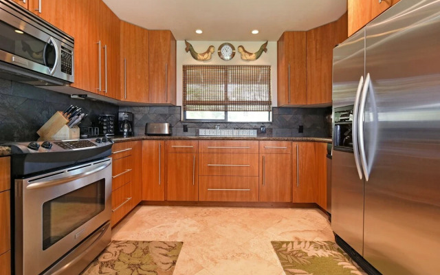 Kaanapali Plantation 2 Bedroom by RedAwning