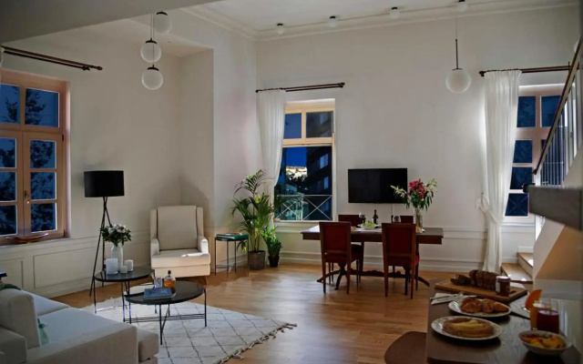 Four Streets Athens - Luxury Suites Apartments in Athens