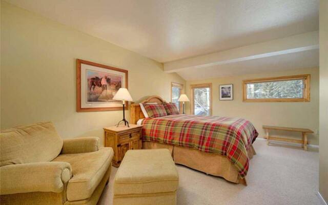 Eagles Rest in Teton Village by JHRL
