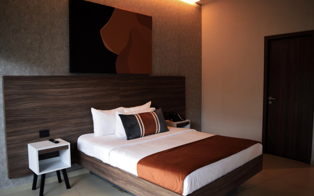 Hotel Casino Grand Vía Dorada