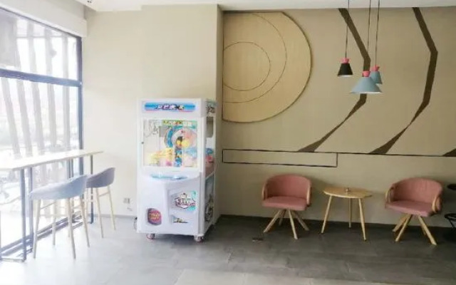 Pebble Hotel (Taiyuan Hengshan Road Taigang East Gate)