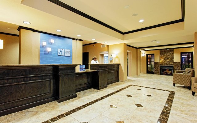 Holiday Inn Express Hotel & Suites Ozona, an IHG Hotel