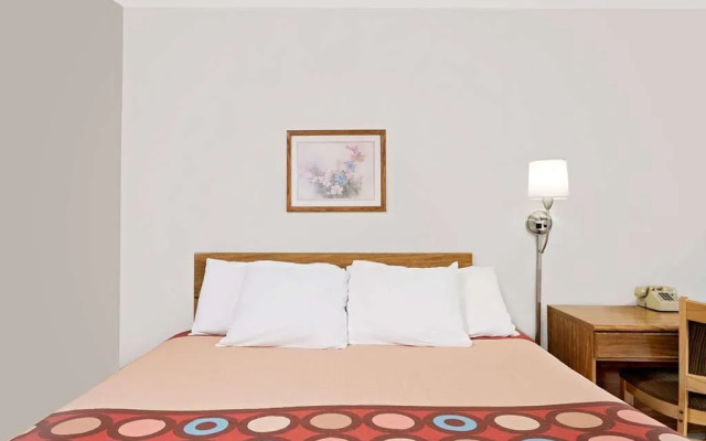 Super 8 Long Prairie