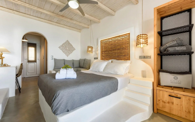 Blue Waves Suites & Apartments To Kyma