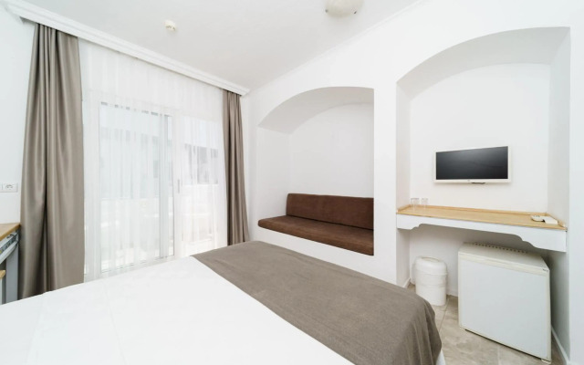 Costa Sariyaz Hotel