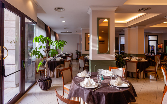Europa Palace Hotel
