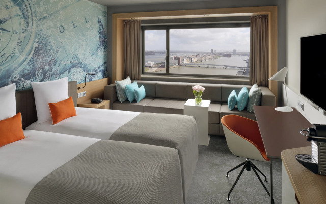 Mövenpick Hotel Amsterdam City Centre