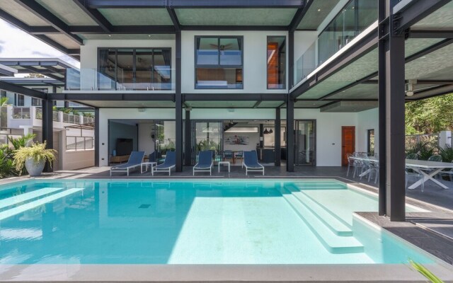 Trendy LoftStyle Eco Pool Villa Sunset 7