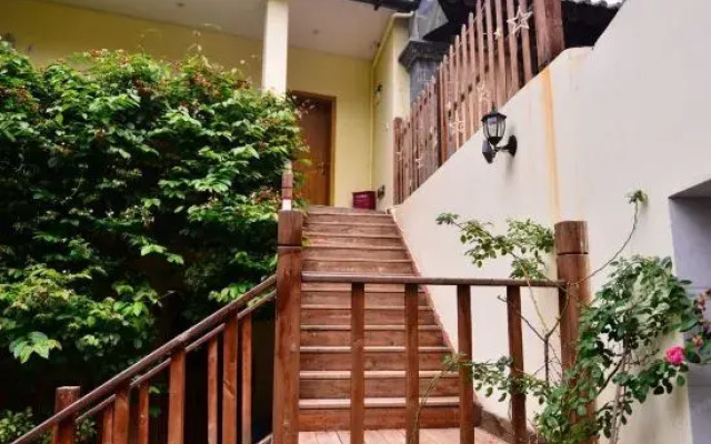 Youth Inn