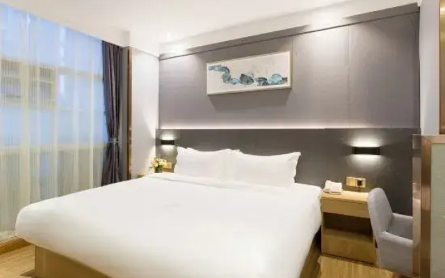 Karen Boutique Hotel（Shenzhen Fuxing subway station store）