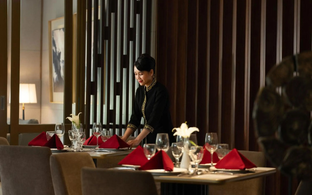 Hotel Santika Premiere Gubeng - Surabaya