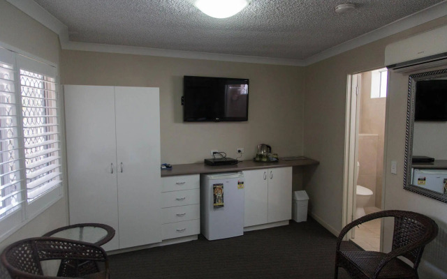 Tropicana Motel