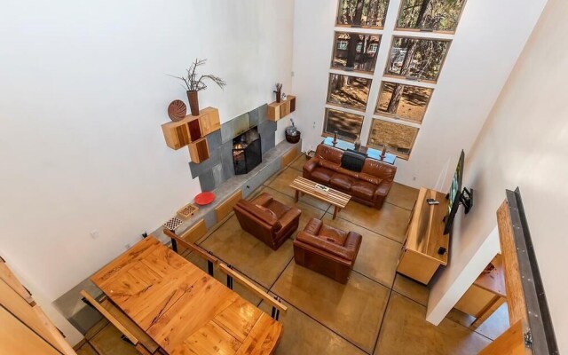 061 - Boulder Bay Retreat