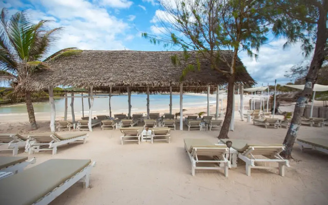 AHG Lion Beach Resort