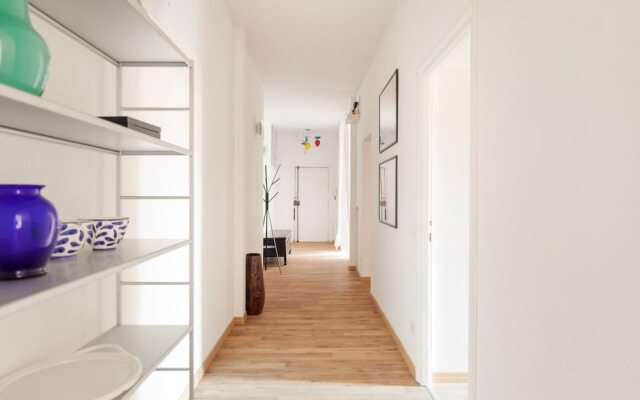 Vatican Beautiful 2Br Apartment With Terrace