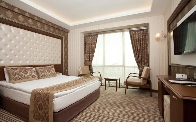 Grand Altuntas Hotel