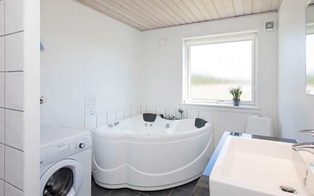Chic Holiday Home in Væggerløse With Whirlpool