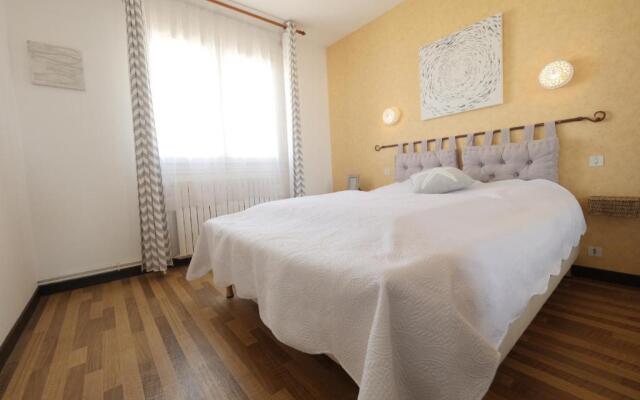 Une grande maison de vacances, proche de la mer