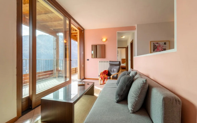 Willow Apartment with Lakeview