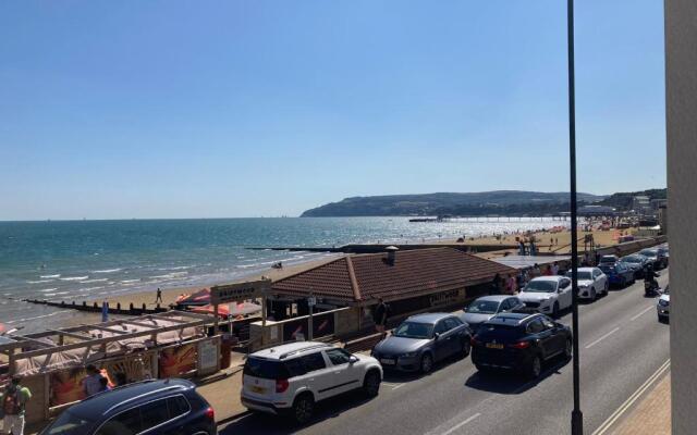 24 Breakwaters - Sandown Bay - Isle of Wight