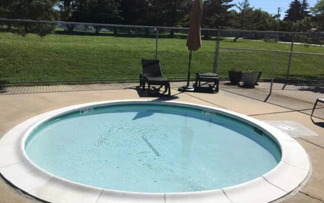 Lakeview Landing Pristine 3BR Condo