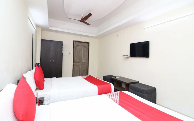 OYO Flagship 38019 Hotel Sea Sand