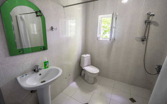Kanudosi Guest House