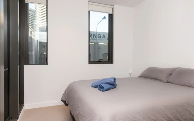 Modern Apartment in Darling Harbour – Guest Rooms – Sydney