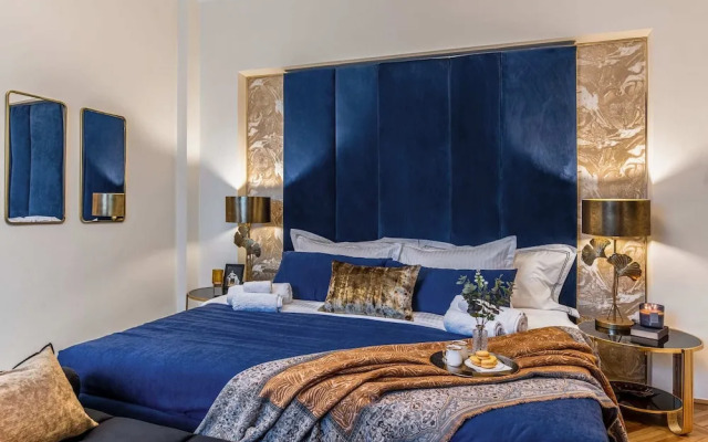 Holt - The Great Gatsby