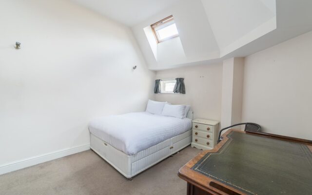 NEW Superb 2BD Flat Near Centre in Bermondsey