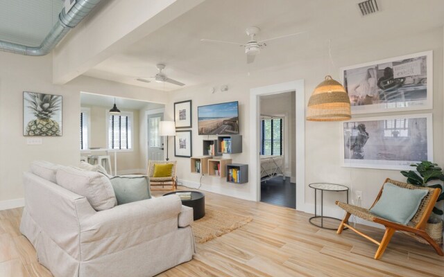 Historic Dream - Unit B