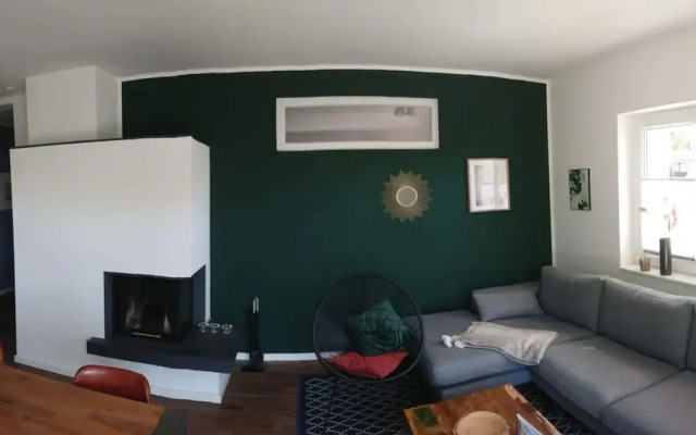 "amalie" in the Villa Eckhart