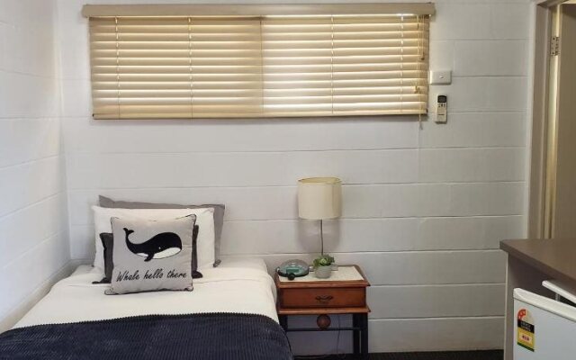 OSheas Windsor Hotel