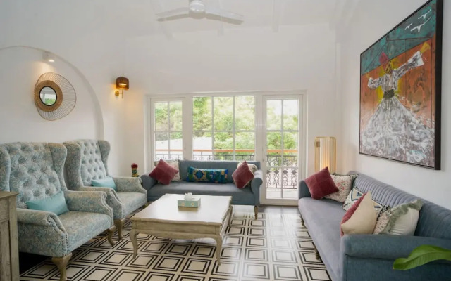 Villa Bauhinia - 5bhk With Pool 10 Mins to Beach