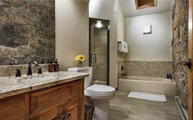 Trails Edge Lodge