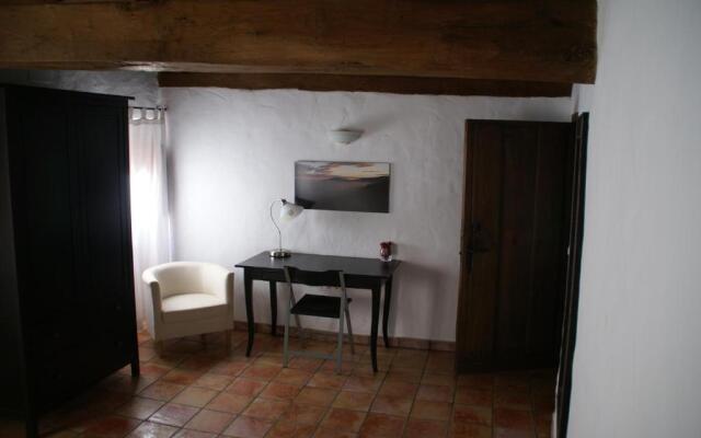 Apartamentos Rurales Casa De Los Escudos